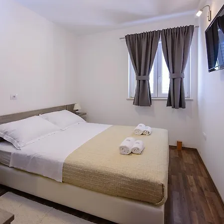 Violeta 2 With Parking Apartment *