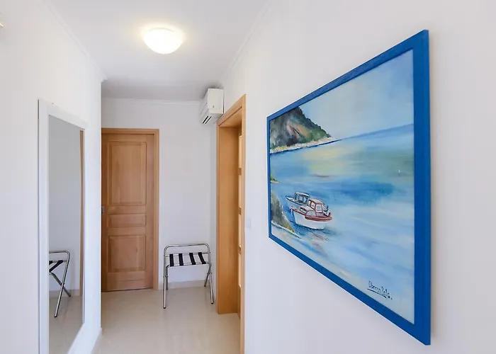 Violeta 2 With Parking *