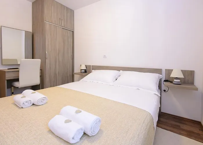 Violeta 2 With Parking *